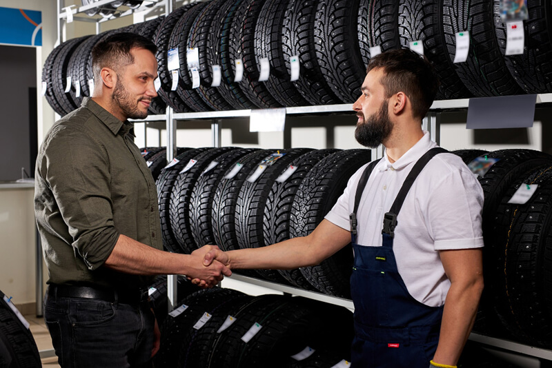 Llantas para autos y camionetas disponibles en Autos San Martín